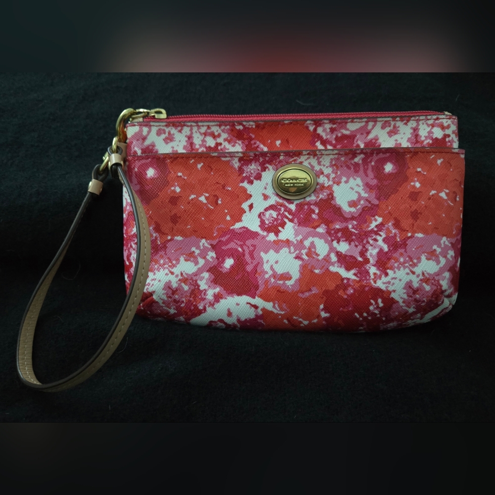 Coach Peyton Floral Wristlet Pink, Red, Orange & White 7" × 5" EUC